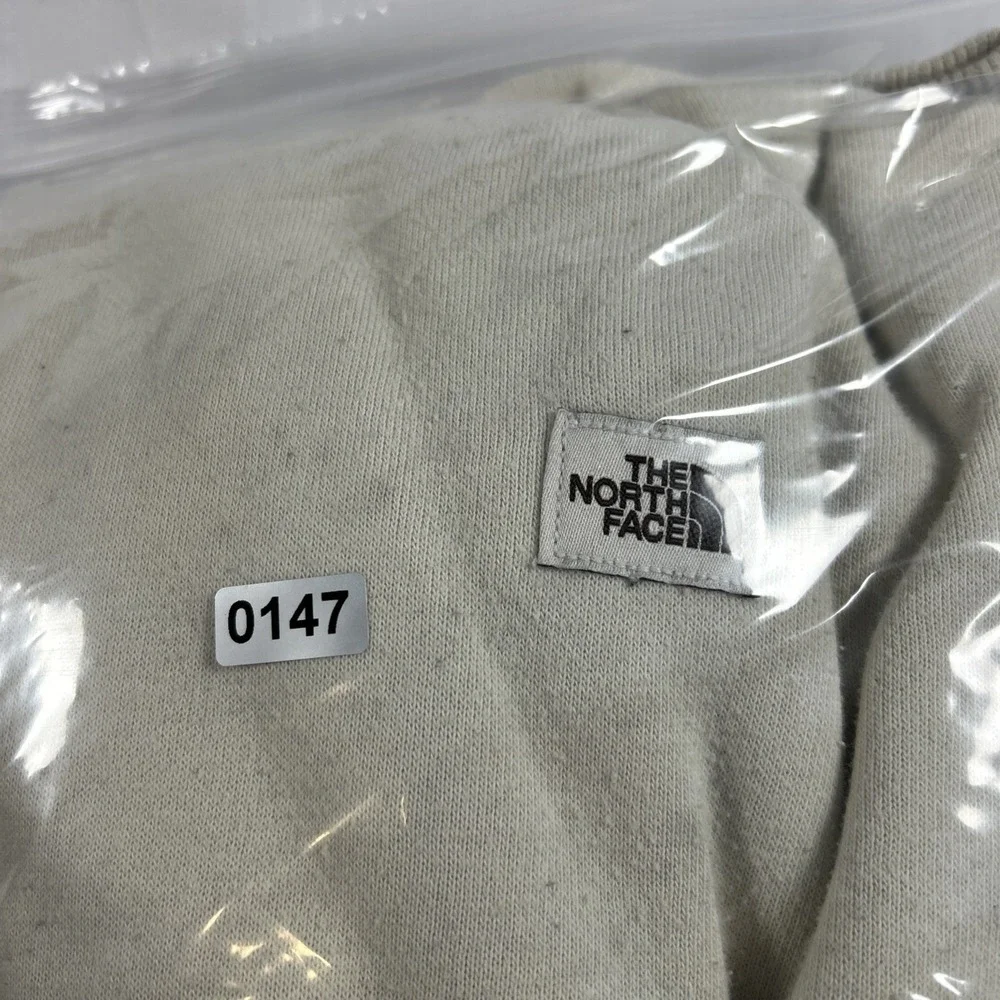 The North Face Heritage Patch Men's Hoodie Size XL off white Sweater FLAWS
